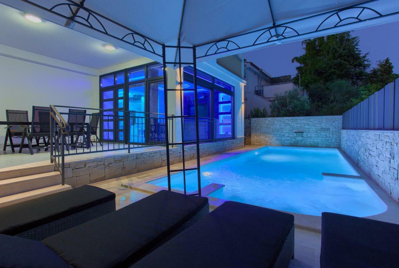 Luxury Vall Apartment Krk Town Bagian luar foto
