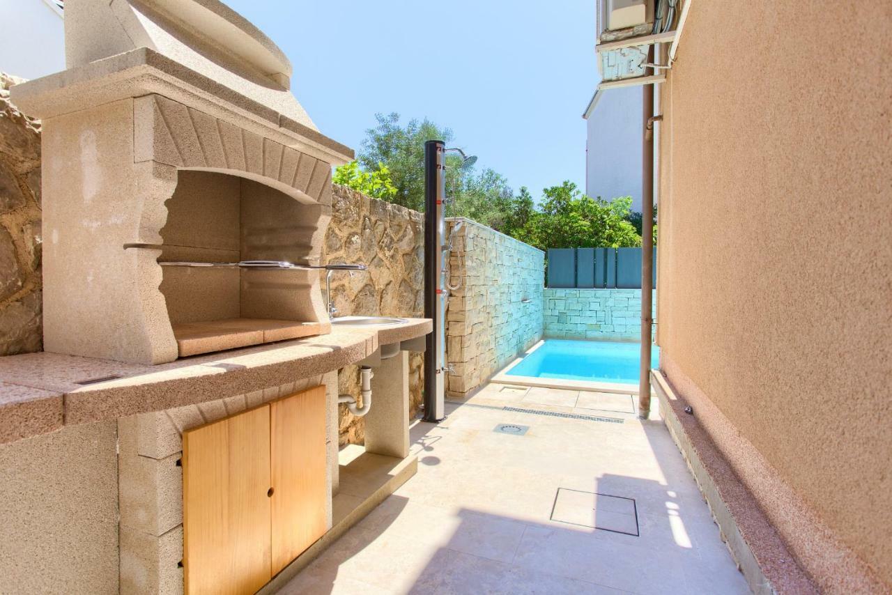 Luxury Vall Apartment Krk Town Bagian luar foto