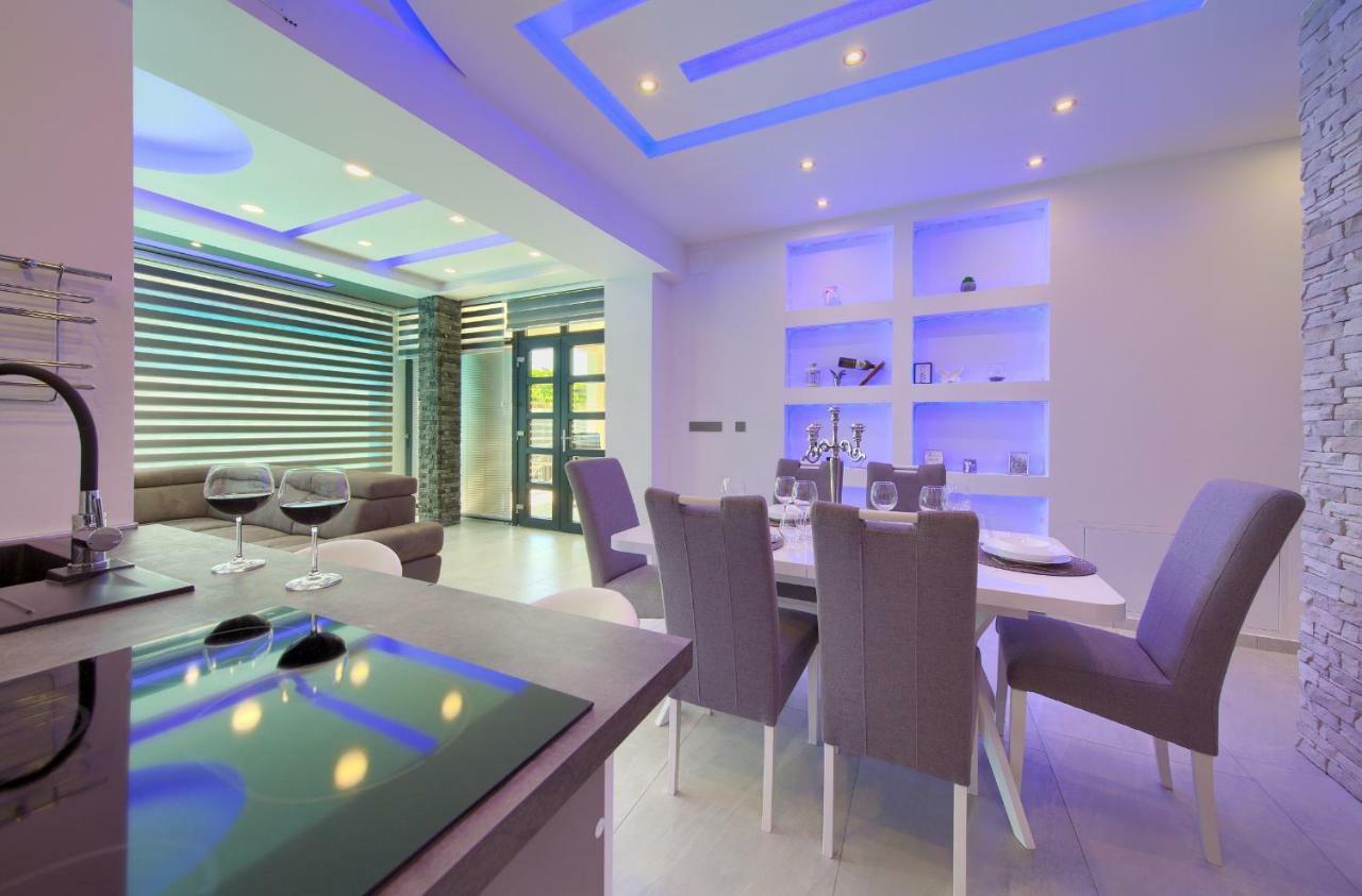 Luxury Vall Apartment Krk Town Bagian luar foto