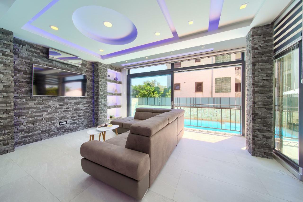 Luxury Vall Apartment Krk Town Bagian luar foto