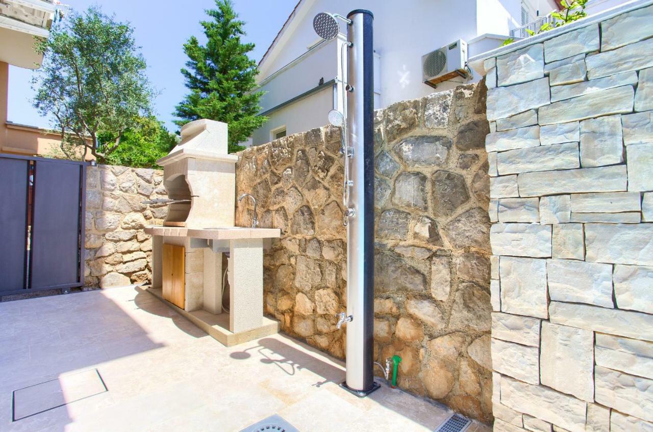 Luxury Vall Apartment Krk Town Bagian luar foto
