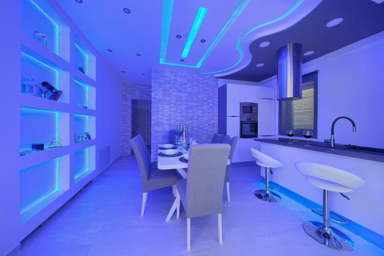 Luxury Vall Apartment Krk Town Bagian luar foto
