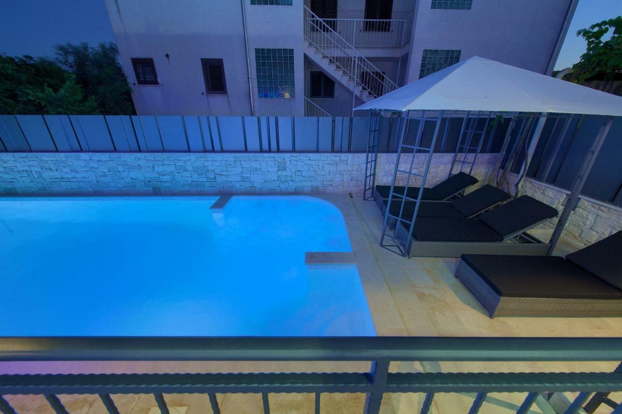 Luxury Vall Apartment Krk Town Bagian luar foto
